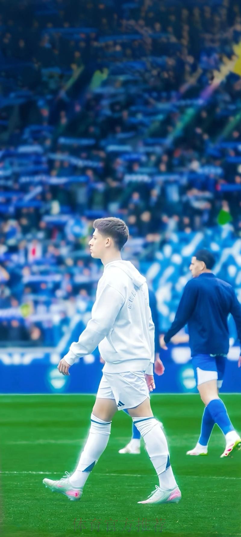 马卡报:皇马阵中没有球员想在冬窗离开球队 马卡报:皇马阵中没有球员想在冬窗离开球队